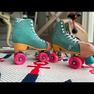 Candi Girl Skates size 5